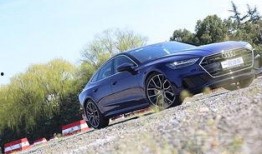 奥迪新闻爆料,神秘新车型即将亮相，性能与科技双升级