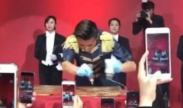 吃大瓜娱乐播报,吃瓜群众热议最新娱乐播报