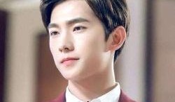 杨洋八卦最新爆料图片,揭秘幕后真相，图片曝光引热议