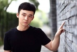 董子健家世爆料视频全集,出身名门，星途璀璨背后的故事