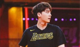 李易峰和网红吃瓜视频,吃瓜视频引发网友热议
